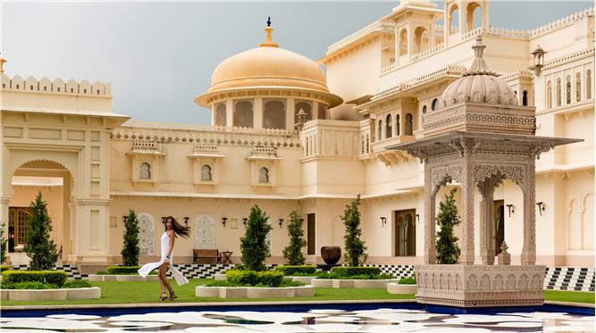 Experience the beauty of The Oberoi Udaivilas