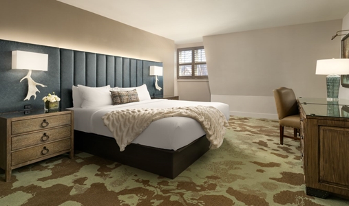 Grand Bohemian Hotel Asheville Autograph Collection - Manor House King - Book on ClassicTravel.com
