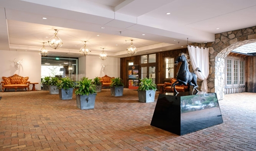 Grand Bohemian Hotel Mountain Brook Autograph Collection - Entrance - Book on ClassicTravel.com