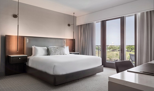 HALL Park Hotel, Autograph Collection - Reserve Suite - Book on ClassicTravel.com