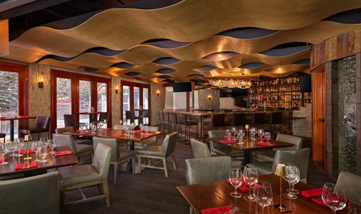 Beaver Creek Lodge Autograph Collection - Alpine Antlers - Book on ClassicTravel.com