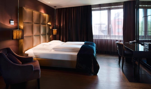 Roomers Frankfurt Central, Autograph Collection - Prestige Room - Book on ClassicTravel.com