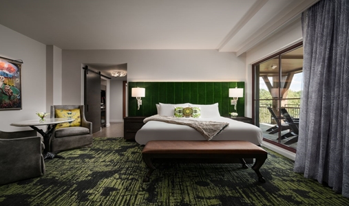 Grand Bohemian Lodge Greenville, Autograph Collection - Executive Corner Room - Book on ClassicTravel.com