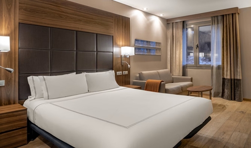 Hotel AC Baqueira Ski Resort Autograph Collection - Accessible King Guest Room - Book on ClassicTravel.com