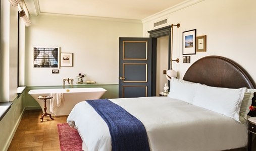 Hotel Per La Autograph Collection - Claire Suite - Book on ClassicTravel.com