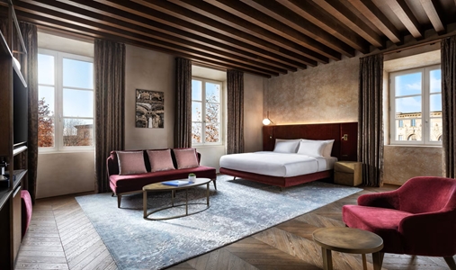 Grand Universe Lucca, Autograph Collection - Junior Aria Suite - Book on ClassicTravel.com