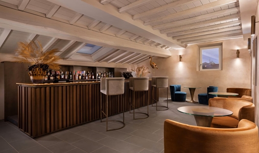 Grand Universe Lucca, Autograph Collection - Sommita Roof Top Bar - Book on ClassicTravel.com