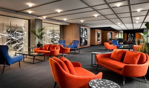 Humaniti Hotel Montreal, Autograph Collection - H3 Lounge Sitting Area - Book on ClassicTravel.com