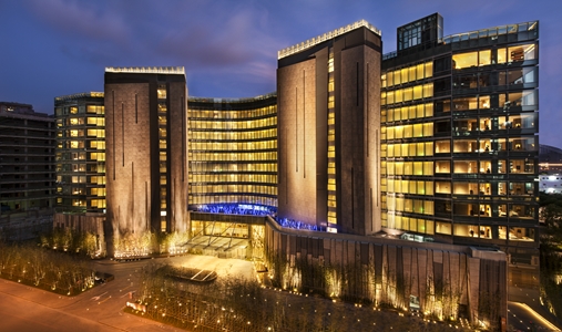 Banyan Tree Shanghai On the Bund - Exterior - Book on ClassicTravel.com