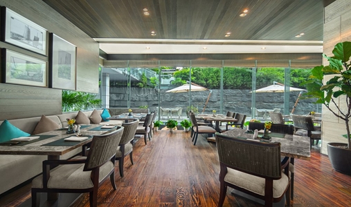 Banyan Tree Shanghai On the Bund - Oceans - Book on ClassicTravel.com