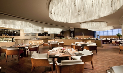 Banyan Tree Tianjin Riverside - River Cafe - Book on ClassicTravel.com