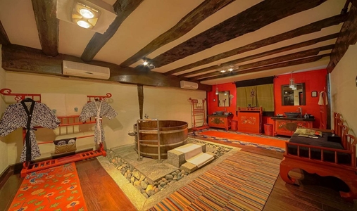 Banyan Tree Ringha - Suite Bathroom - Book on ClassicTravel.com