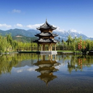 Banyan Tree Lijiang - Lake - Book on ClassicTravel.com
