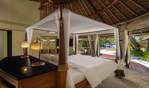 Banyan Tree Vabbinfaru - Ocean Pool Villa - Book on ClassicTravel.com