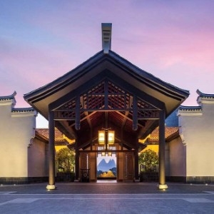 Banyan Tree Yangshuo - Entrance - Book on Classictravel.com