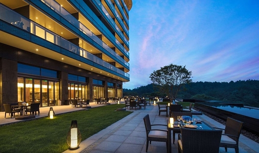 Banyan Tree Anji - Saffron - Book on ClassicTravel.com