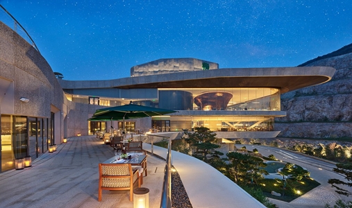 Banyan Tree Nanjing Garden Expo - Terrace - Book on ClassicTravel.com