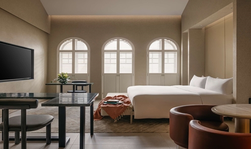 Mondrian Singapore Duxton - Shophouse Suite - Book on ClassicTravel.com