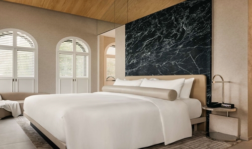 Mondrian Singapore Duxton - Shophouse Suite XL - Book on ClassicTravel.com