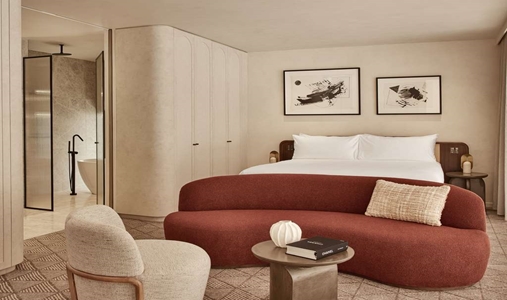 Mondrian Gold Coast - Suit 2 - Book on ClassicTravel.com