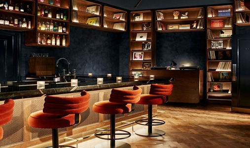 Hyde London City - Black Lacquer - Book on ClassicTravel.com