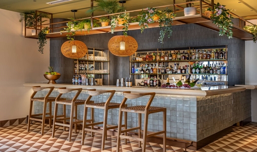 SO Maldives - The Citronelle Bar - Book on ClassicTravel.com