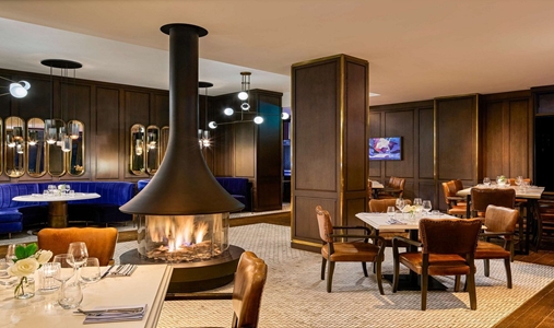 Fairmont Tremblant - Restaurant 2 - Book on ClassicTravel.com
