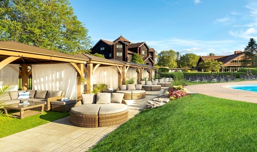 Fairmont Le Château Montebello - Cabanas - Book on ClassicTravel.com