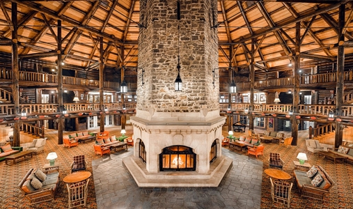 Fairmont Le Château Montebello - Restaurant - Book on ClassicTravel.com
