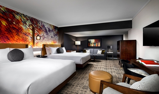 Fairmont The Queen Elizabeth - Double Guest Room - Book on ClassicTravel.com