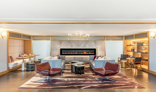 Fairmont The Queen Elizabeth - Gold Lounge - Book on ClassicTravel.com