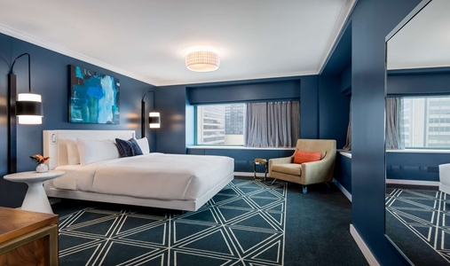 Fairmont The Queen Elizabeth - Guest Room - Book on ClassicTravel.com