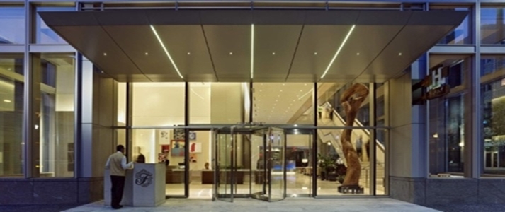 Fairmont Pittsburgh - Entrance - Book on ClassicTravel.com