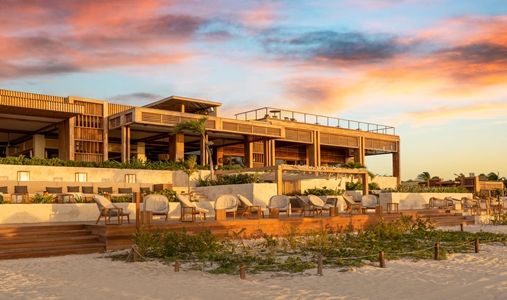 Fairmont Mayakoba - Brisas Terrace - Book on ClassicTravel.com