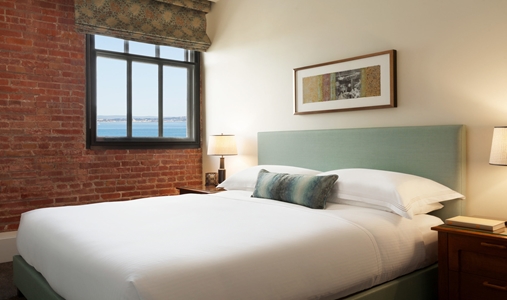 Fairmont Heritage Place - Ghirardelli Square -1 Bedroom Bay View Residence - Book on ClassicTravel.com