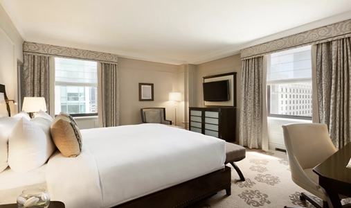 Fairmont Hotel Vancouver - Guest Room 2 - Book on ClassicTravel.com