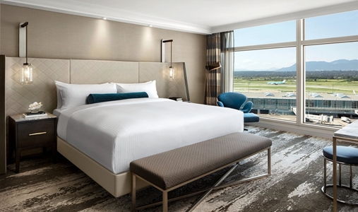 Fairmont Vancouver Airport - Guest Room - Book on ClassicTravel.com