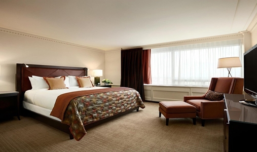 Fairmont Winnipeg - Guest Room 2 - Book on ClassicTravel.com