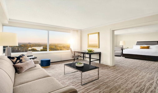 Fairmont Winnipeg - Suite - Book on ClassicTravel.com