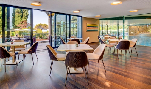 Fairmont Le Montreux Palace - Pureaty - Book on ClassicTravel.com