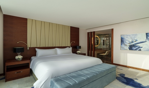 Fairmont Bab Al Bahr - Abu Dhabi - Junior Suite - Book on ClassicTravel.com