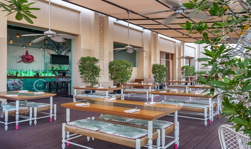 Fairmont The Palm - Blowfish - Book on ClassicTravel.com