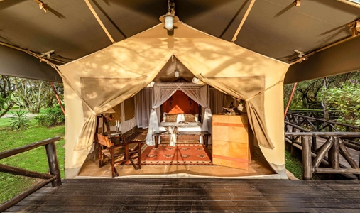 Fairmont Mara Safari Club - Tente Riverfront - Book on ClassicTravel.com