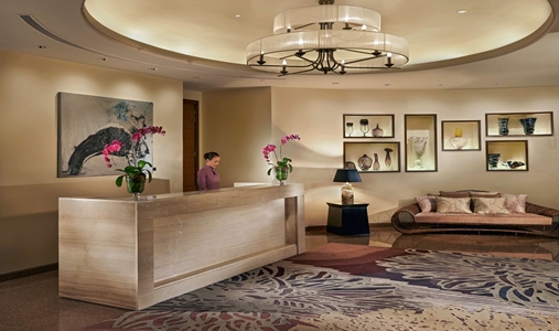 Fairmont Makati - Spa - Book on ClassicTravel.com