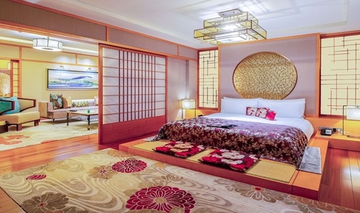 Fairmont Peace Hotel - Suite - Book on ClassicTravel.com