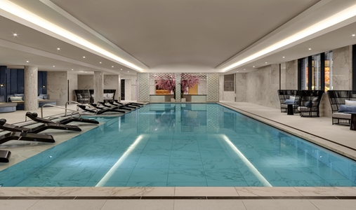 Fairmont Windsor Park - Pool - Book on ClassicTravel.com