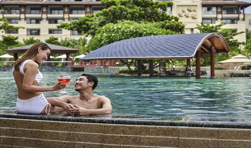 Fairmont Sanya Haitang Bay - Pool Bar - Book on ClassicTravel.com