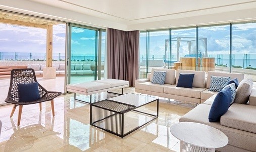 classictravel-com-live-aqua-cancun-Presidential-suite-living-room