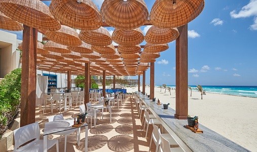 classictravel-com-live-aqua-cancun-sea-corner