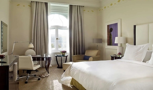Four Seasons Gresham Palace - Danube River View Room - Book on ClassicTravel.com